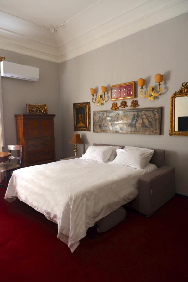 Dimora Pacini Apartment Catania Bagian luar foto