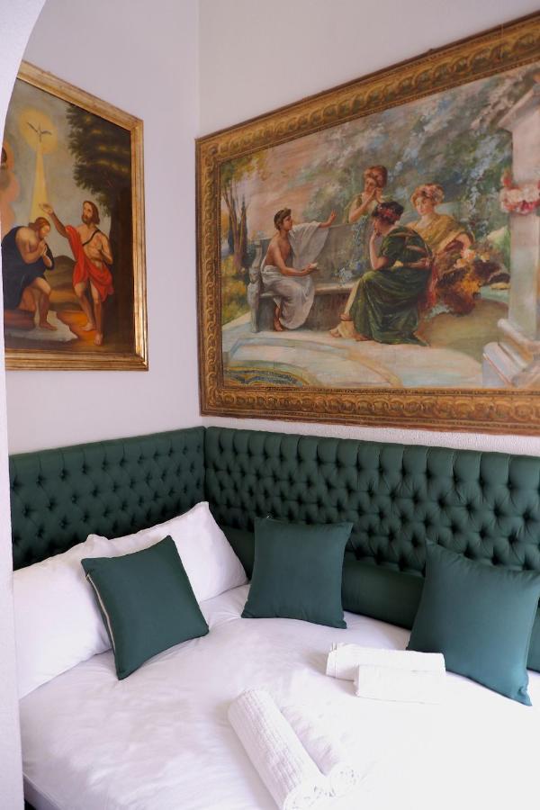 Dimora Pacini Apartment Catania Bagian luar foto
